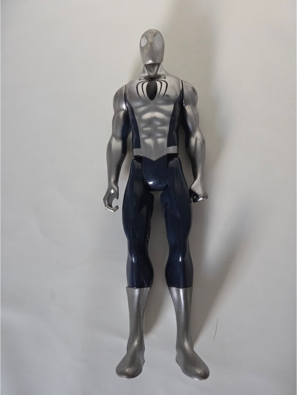 Hasbro 2014 Marvel Spider-Man Silver Suit 12 Inch Action Figure Large Scale
